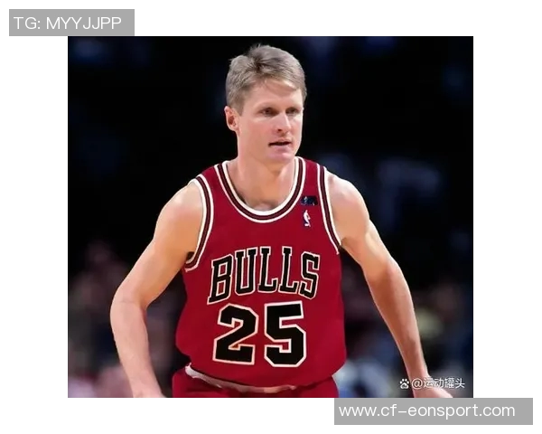 克尼佩尔表现出色12投7中砍下21分7助攻三分球命中率高达55