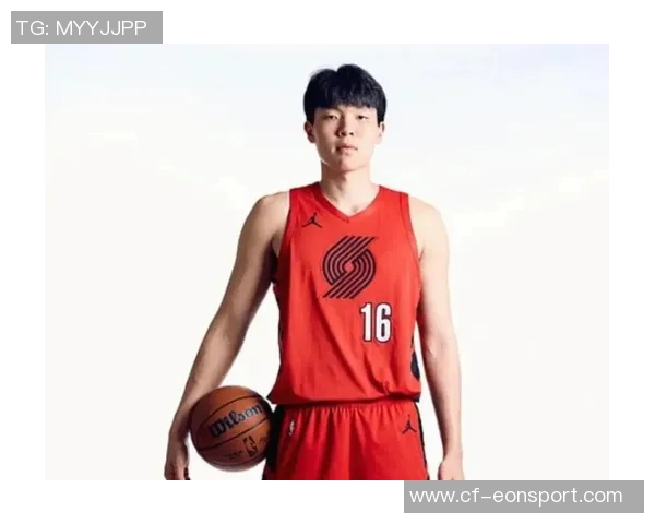 杨瀚森首节短暂出场表现平平仅得1篮板无得分贡献